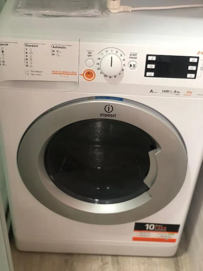 Tantulia Crissol 405 Apto 1 Hab アロナ アパート